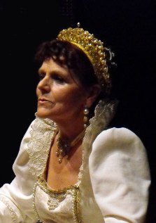 MariaRosa Milani-Pezzoli (Regia e Adattamento, Attrice)