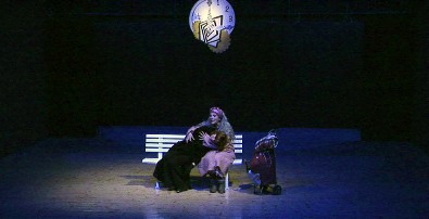 Cuore in restauro (sala d'attesa di una stazione)